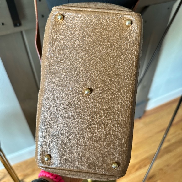 Gucci Diana Bamboo Suede Crossbody - EUC - Picture 4 of 10